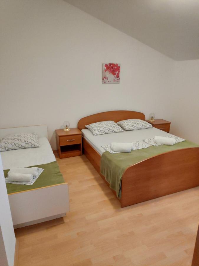 Apartments Mario Biograd Na Moru Εξωτερικό φωτογραφία