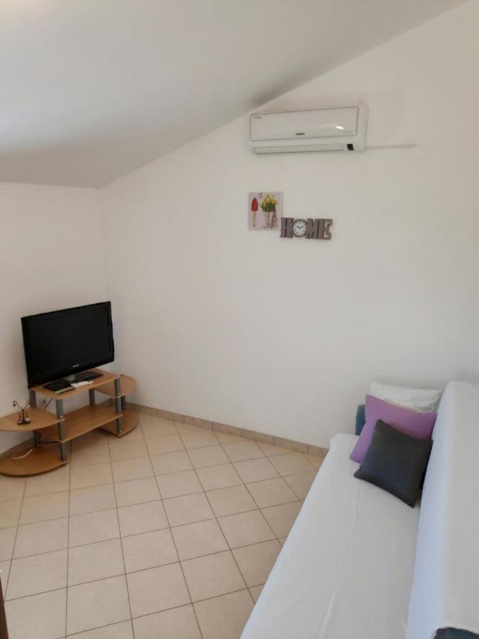 Apartments Mario Biograd Na Moru Εξωτερικό φωτογραφία